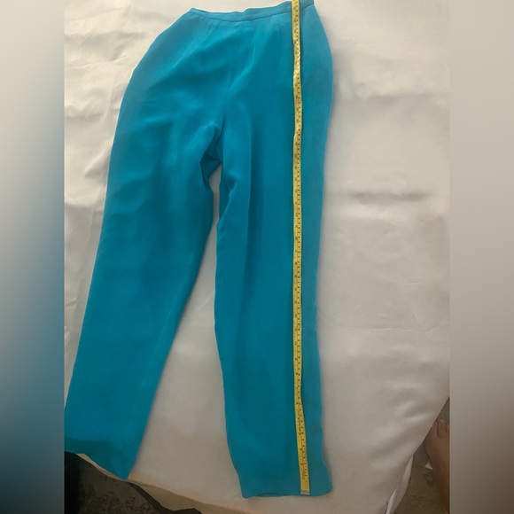 100% SILK pants lined Sz 2 is a beautiful blue color are in new condition - Picture 1 of 7